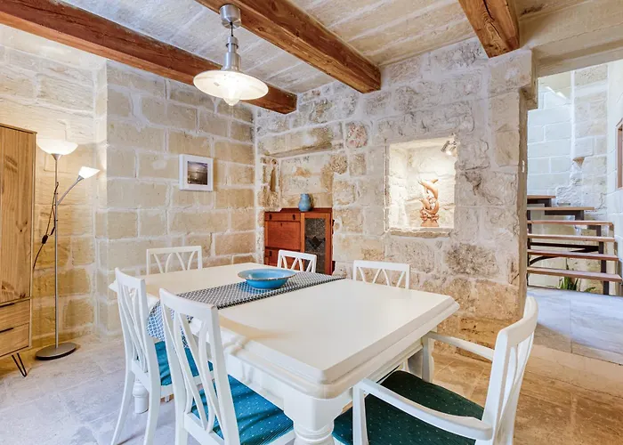 Rb42 - Charming & Historic House