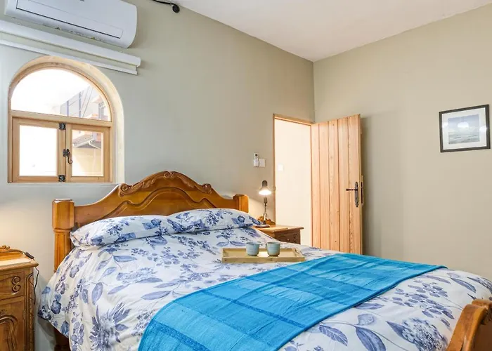 Rb42 - Charming & Historic House *